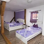 Gasthuis Fontana Pizzeria - 3*