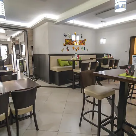 Penzion Fontana Pizzeria - Ceske Budejovice