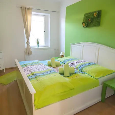 Pensión Fontana Pizzeria - Ceske Budejovice