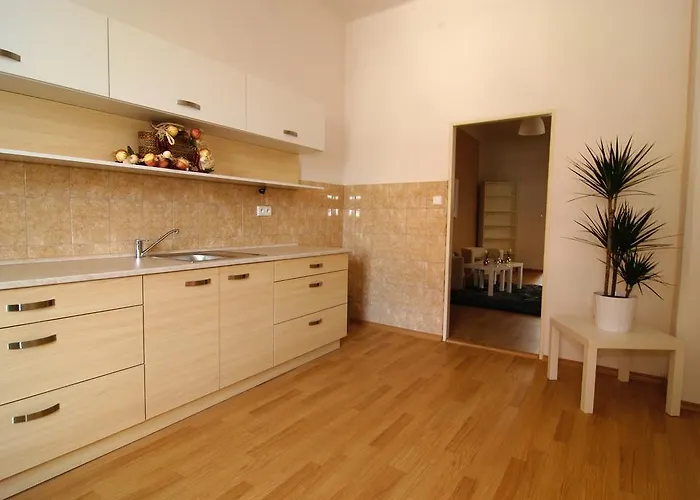 게스트하우스 폰타나 피자리아 - 3*