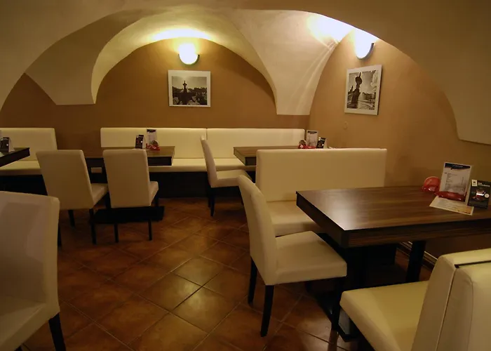 招待所 丰塔纳比萨里亚裴森酒店